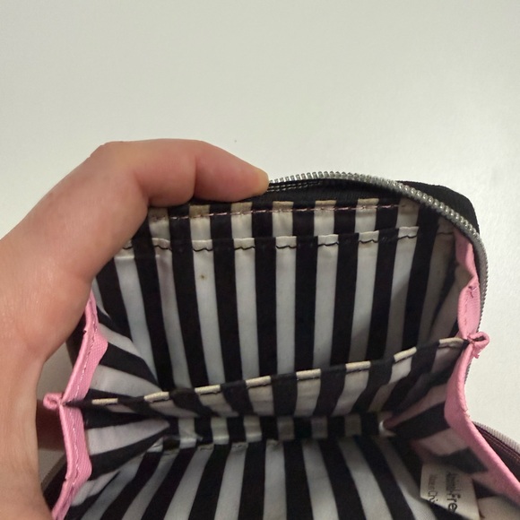 Marc Tetro Cat Wallet - Picture 5 of 5